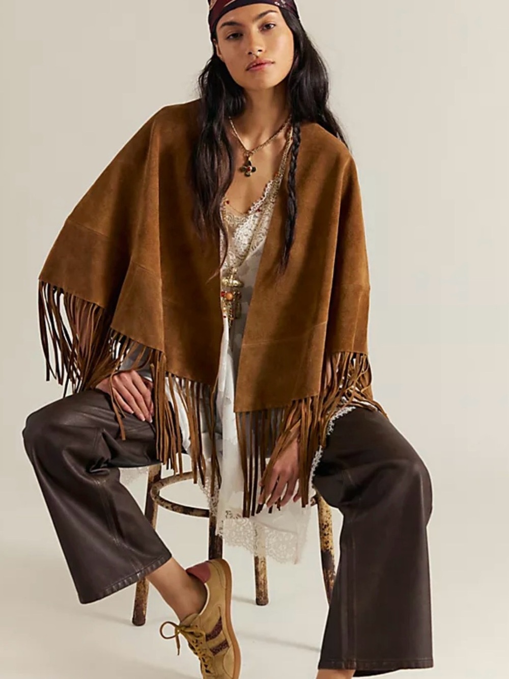 ⭐️Brandon Thomas Gorgeous Suede Fringed Shawl ⭐️